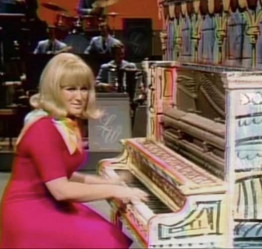 Jo Ann Castle Death Obituary: Beloved Honky-Tonk Piano Legend and Lawrence Welk Show Star Dies at 86
